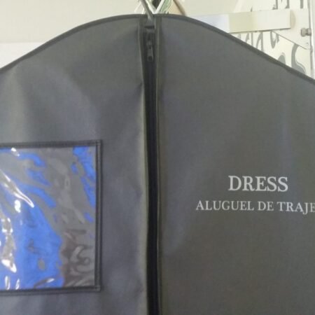 Capas Personalizadas para Vestidos (50 peças)