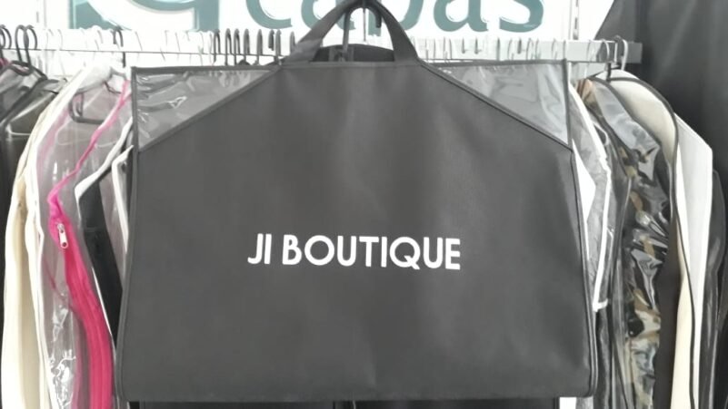 Capa Personalizada Para Vestido (10 peças) - Imagem 28