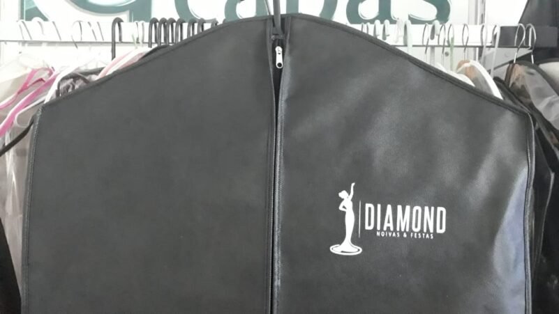 Capa Personalizada Para Vestido (100 peças) - Imagem 2