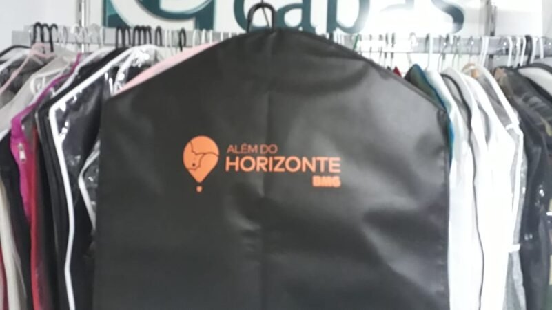 Capa Personalizada Para Vestido (10 peças) - Imagem 47