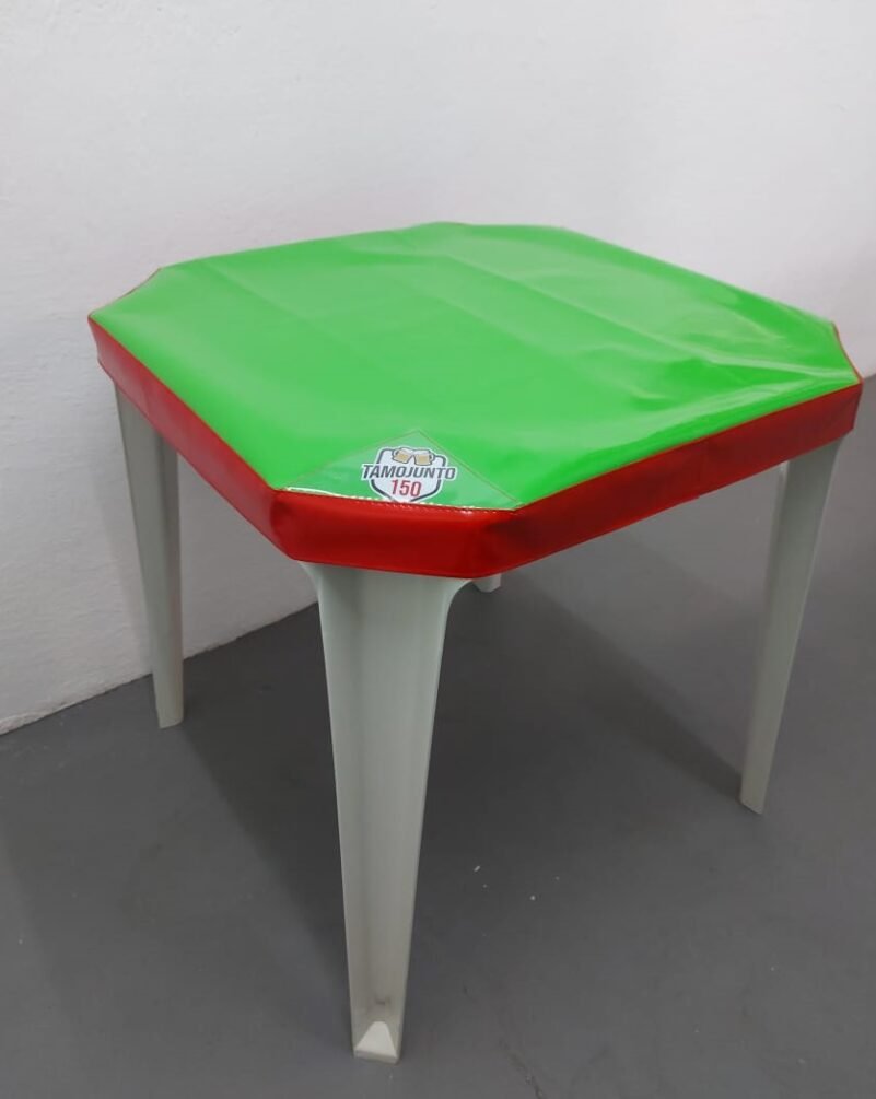 Capa Para Mesa de Bar, Restaurante e Quiosque (5 pçs) - Imagem 5