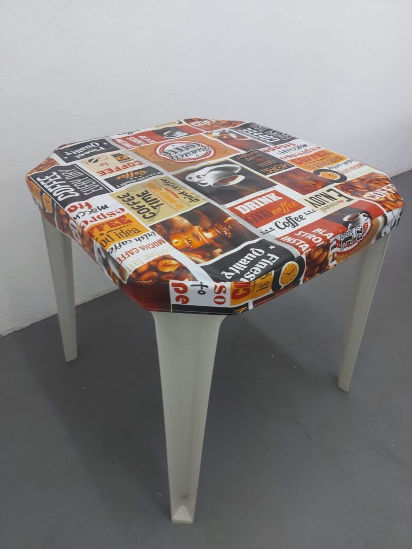 Capa Para Mesa de Bar, Restaurante e Quiosque (5 pçs) - Imagem 19